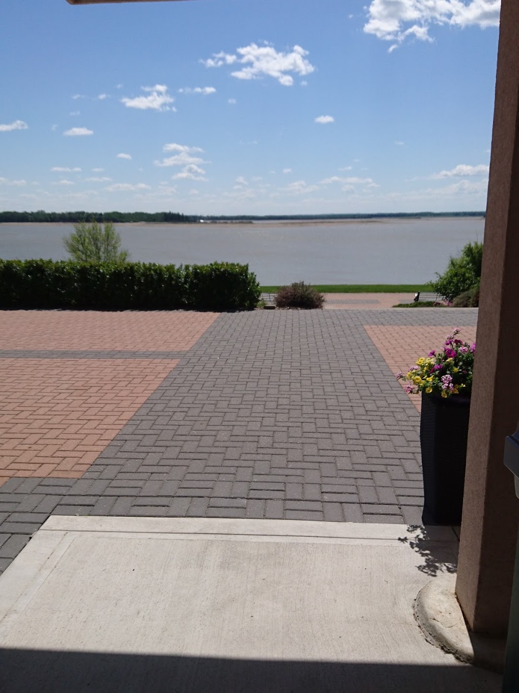 Landing Restaurant | Range Rd 30, Red Deer County, AB T0M 1V0, Canada | Phone: (403) 728-3010