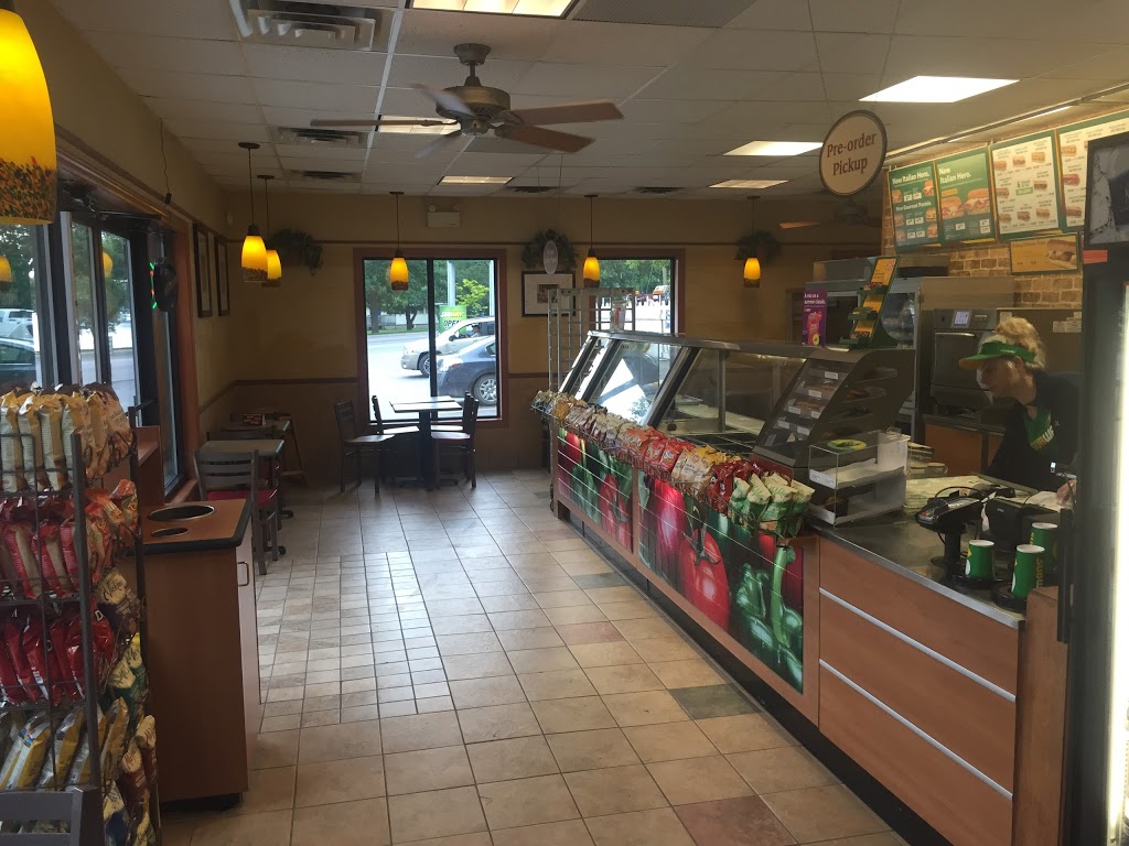 Subway | 30 Victoria St S, Tweed, ON K0K 3J0, Canada | Phone: (613) 478-9929