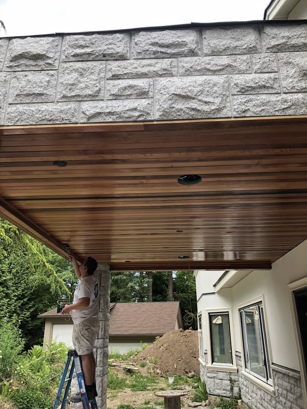 Elma Painting & Decorating | 15046 20 Ave, Surrey, BC V4A 7J7, Canada | Phone: (604) 307-4553