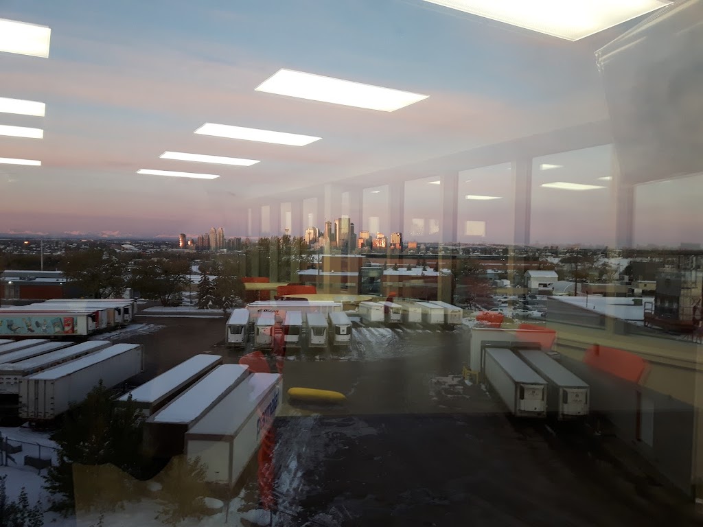 Calbridge Homes - Head Office | 221 19 St SE #250, Calgary, AB T2E 7M2, Canada | Phone: (403) 252-4333
