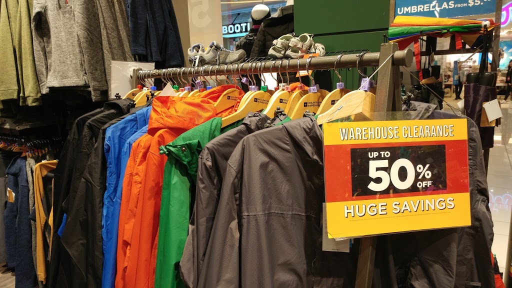 Mountain Warehouse | Unit 1064, 10355 152 St, Surrey, BC V3R 7C1, Canada | Phone: (604) 589-0325