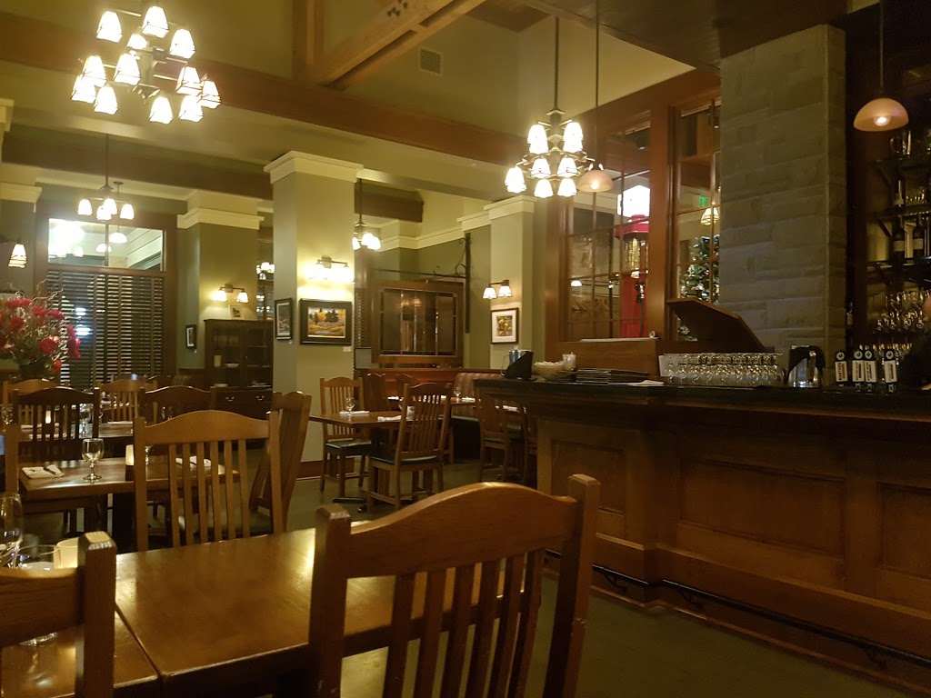 The Selkirk Grille | 1900 Heritage Dr SW, Calgary, AB T2V 1R1, Canada | Phone: (403) 268-8607