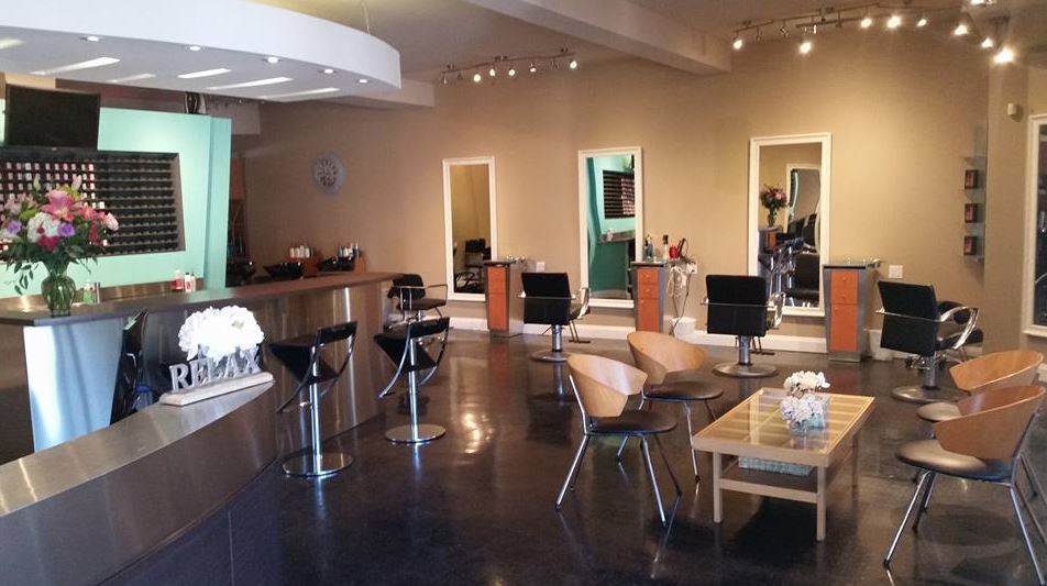 Charisma Hair Studio | hair care | 199 Burton Ave, Barrie, ON L4N 2R9, Canada | 7057922858 OR +1 705-792-2858