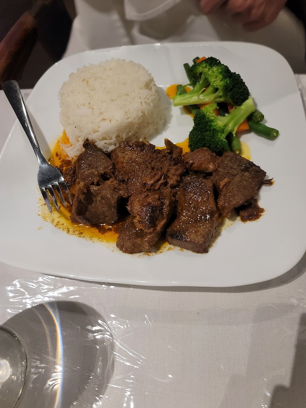 Rangoon Restaurant | 634 Somerset St W, Ottawa, ON K1R 5K4, Canada | Phone: (613) 680-8821