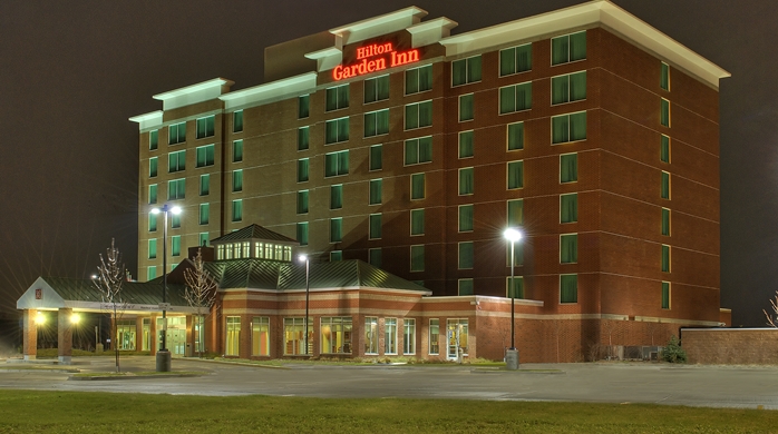 Hilton Garden Inn Ottawa Airport | 2400 Alert Rd, Gloucester, ON K1V 1S1, Canada | Phone: (613) 288-9001