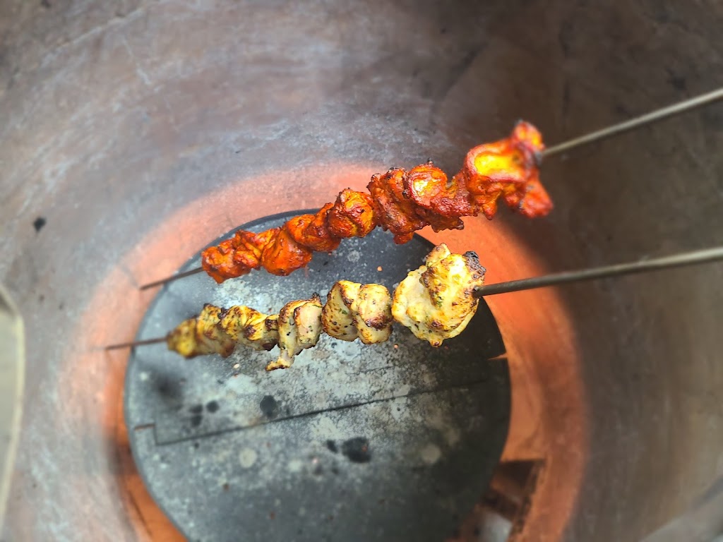 Haandi Indian Cuisine | 8607 48 Ave NW, Calgary, AB T3B 2B3, Canada | Phone: (403) 454-9040