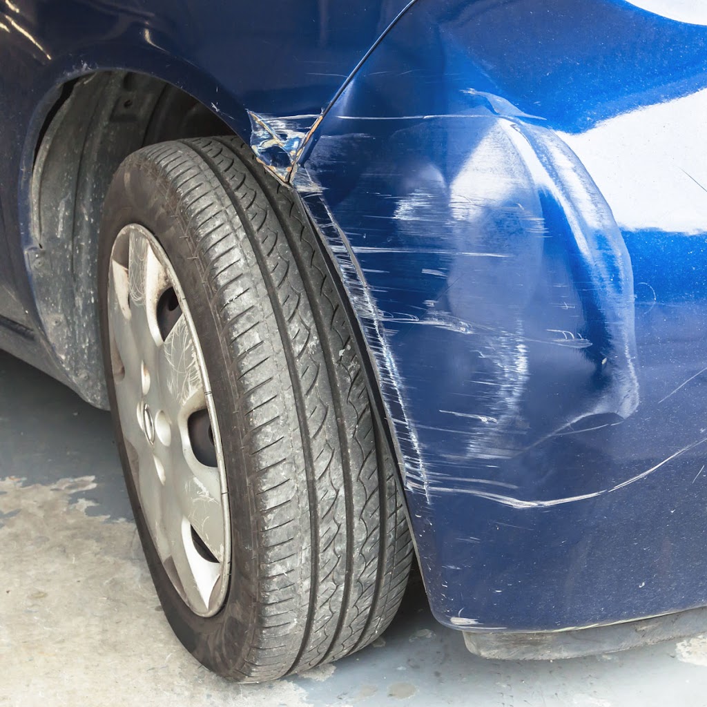 Johns Auto Body & Paint | Best Body Shop Victoria | 546 Dupplin Rd, Victoria, BC V8Z 1C1, Canada | Phone: (250) 388-6733
