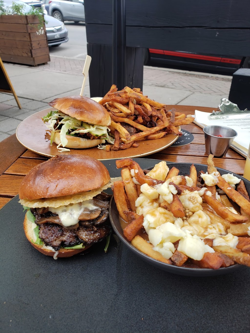 Sir John Brewing co. | 455 Rue Principale, Lachute, QC J8H 1Y4, Canada | Phone: (450) 409-1618