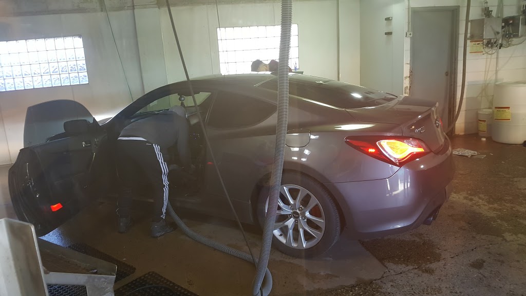 Dennys Touchfree Car Wash Full Service | 3436 Mavis Rd, Mississauga, ON L5C 1T8, Canada | Phone: (905) 272-0611