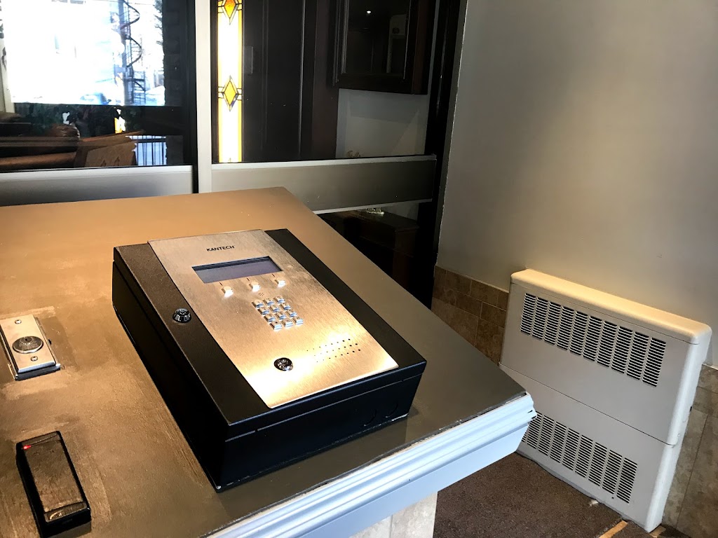 Villa Du Golf | 500 Rue Saint-Georges, Saint-Lambert, QC J4P 3R1, Canada | Phone: (438) 792-5193