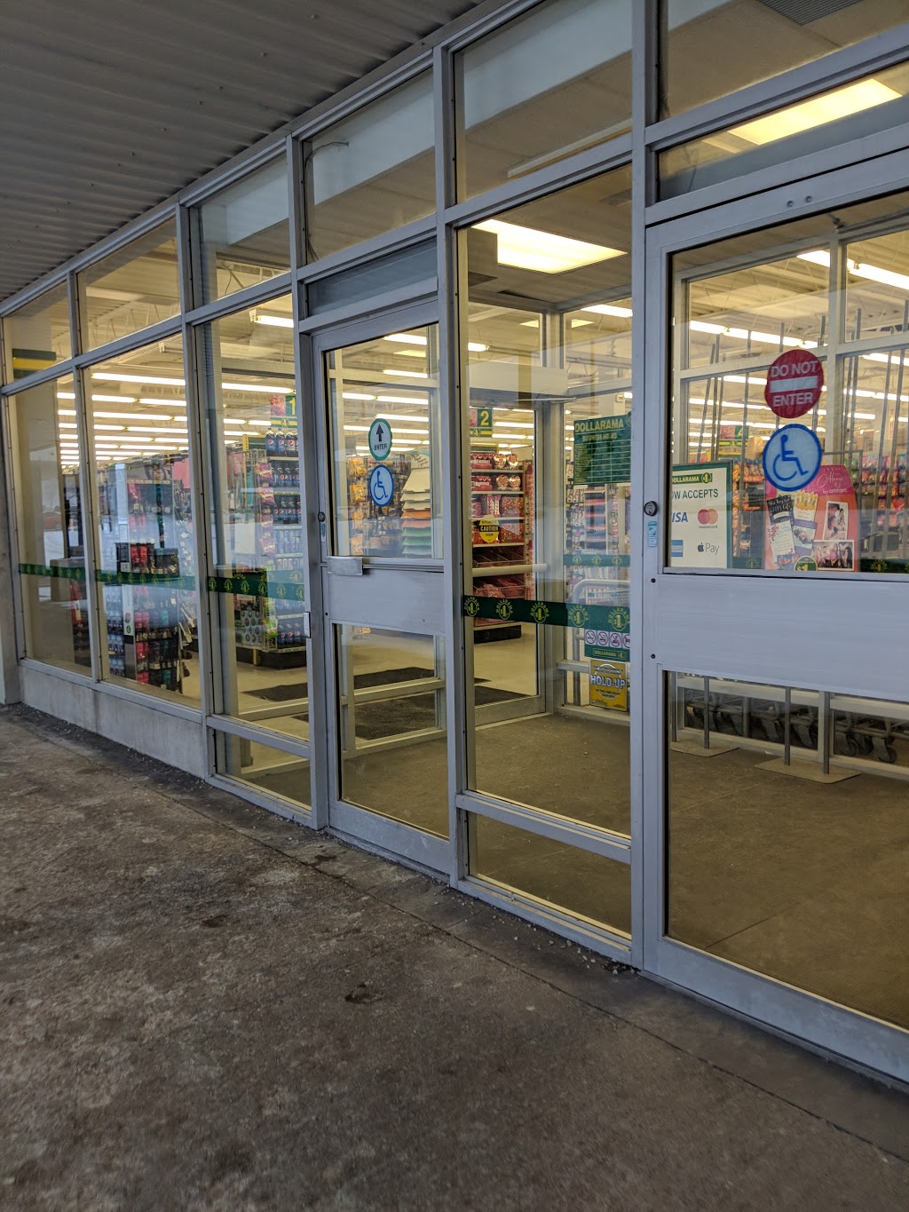 Dollarama | 1375 Southdown Rd, Southdown Rd Plaza, Mississauga, ON L5J 2Z1, Canada | Phone: (289) 373-3059