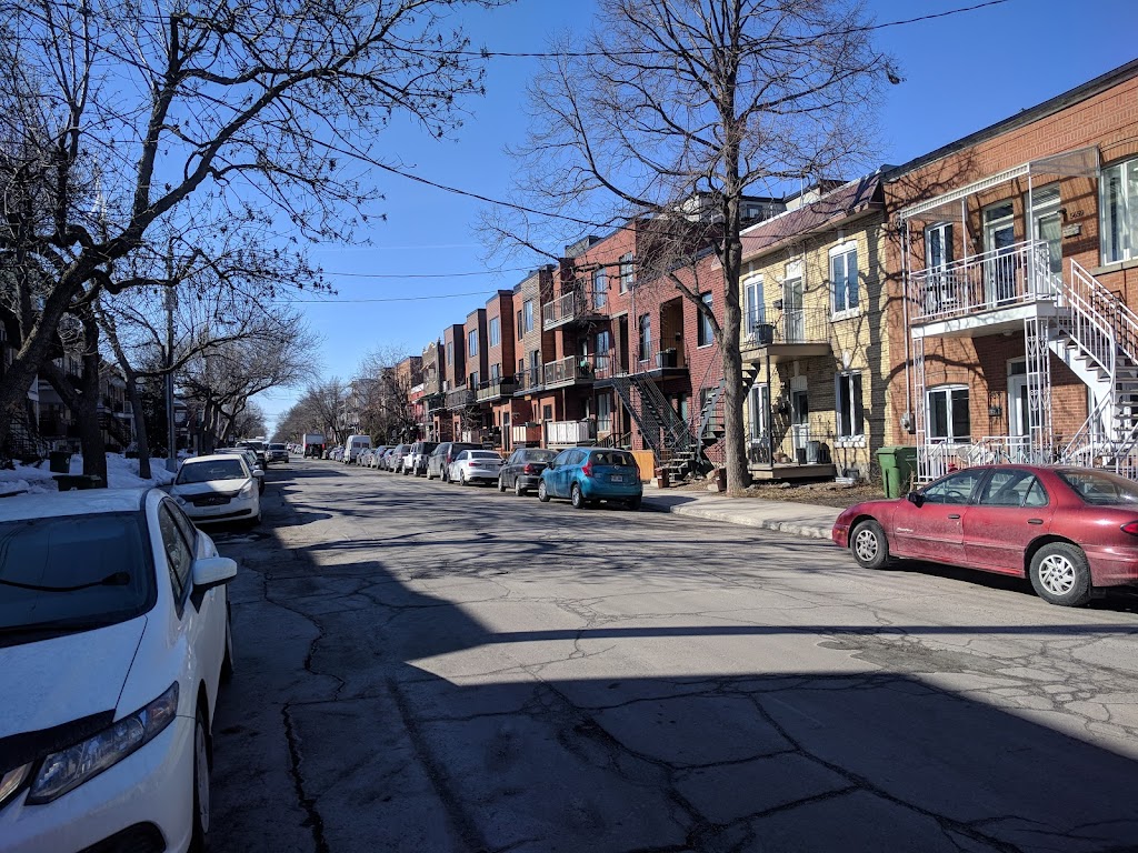 Parc du Père-Marquette | 1602 Rue de Bellechasse, Montréal, QC H2G 1N6, Canada | Phone: (514) 872-0311