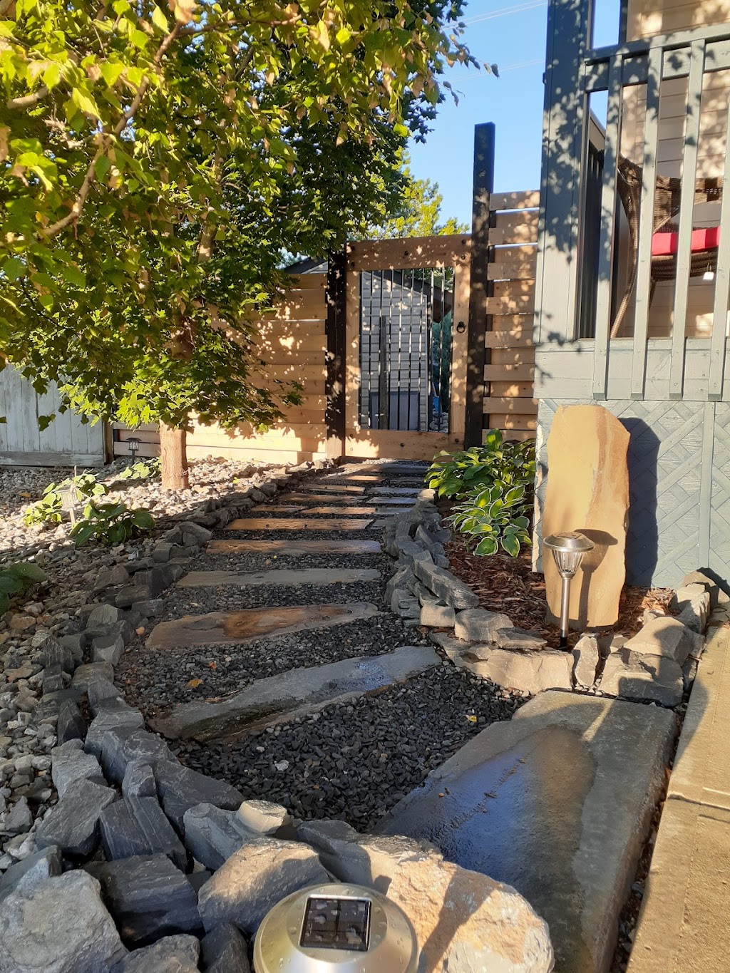 1st Choice Construction and Landscape Services | 3647 28 St NW, Edmonton, AB T6T 1N4, Canada | Phone: (780) 257-9066
