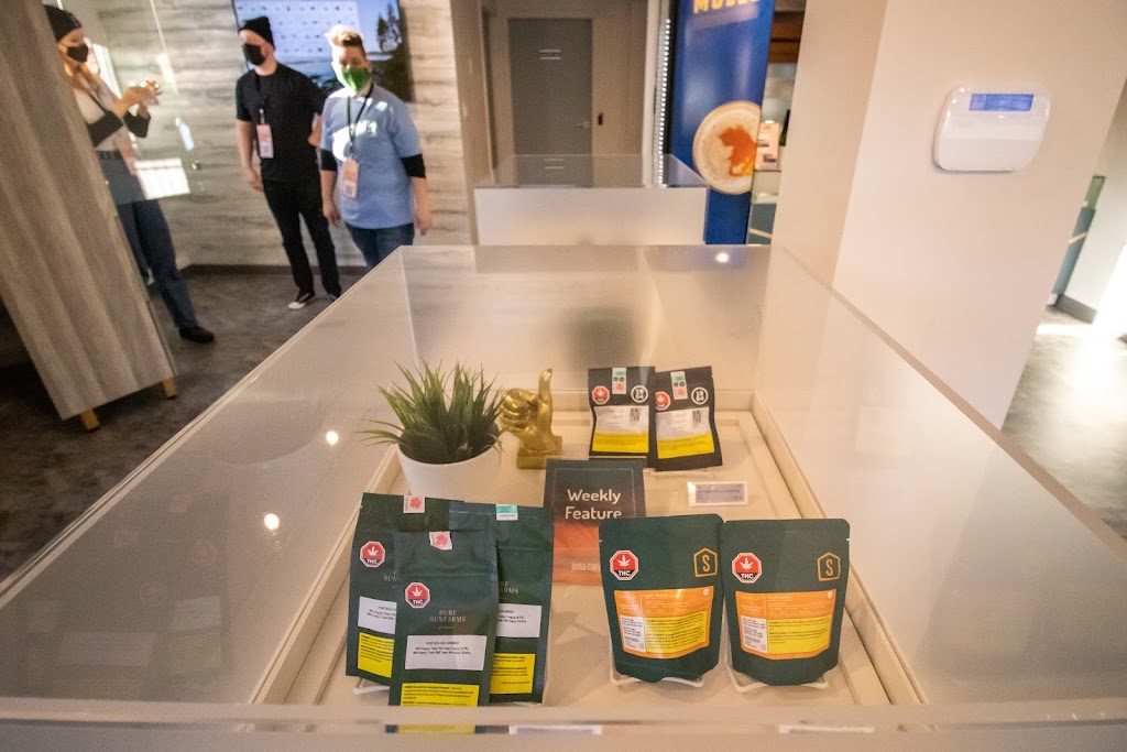 Jima Cannabis - Douglas | 2622 Douglas St, Victoria, BC V8T 4M1, Canada | Phone: (778) 900-0224