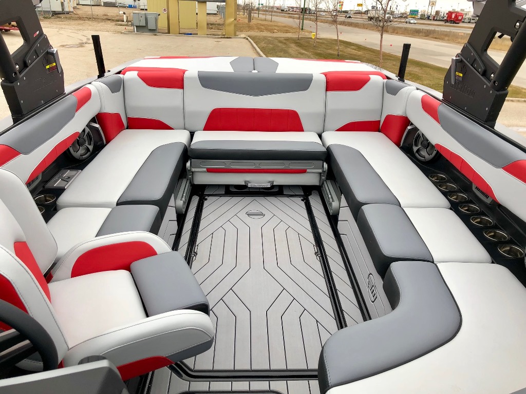 Saskatoon Watersports | 3535 Idylwyld Dr N, Saskatoon, SK S7L 6B5, Canada | Phone: (306) 652-8443