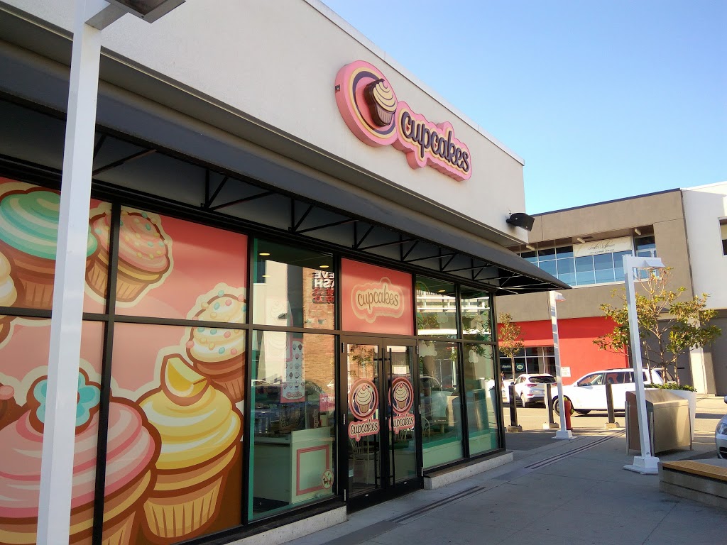 Cupcakes at Highstreet | 3122 Mount Lehman Rd C100, Abbotsford, BC V2T 0C5, Canada | Phone: (604) 853-3990