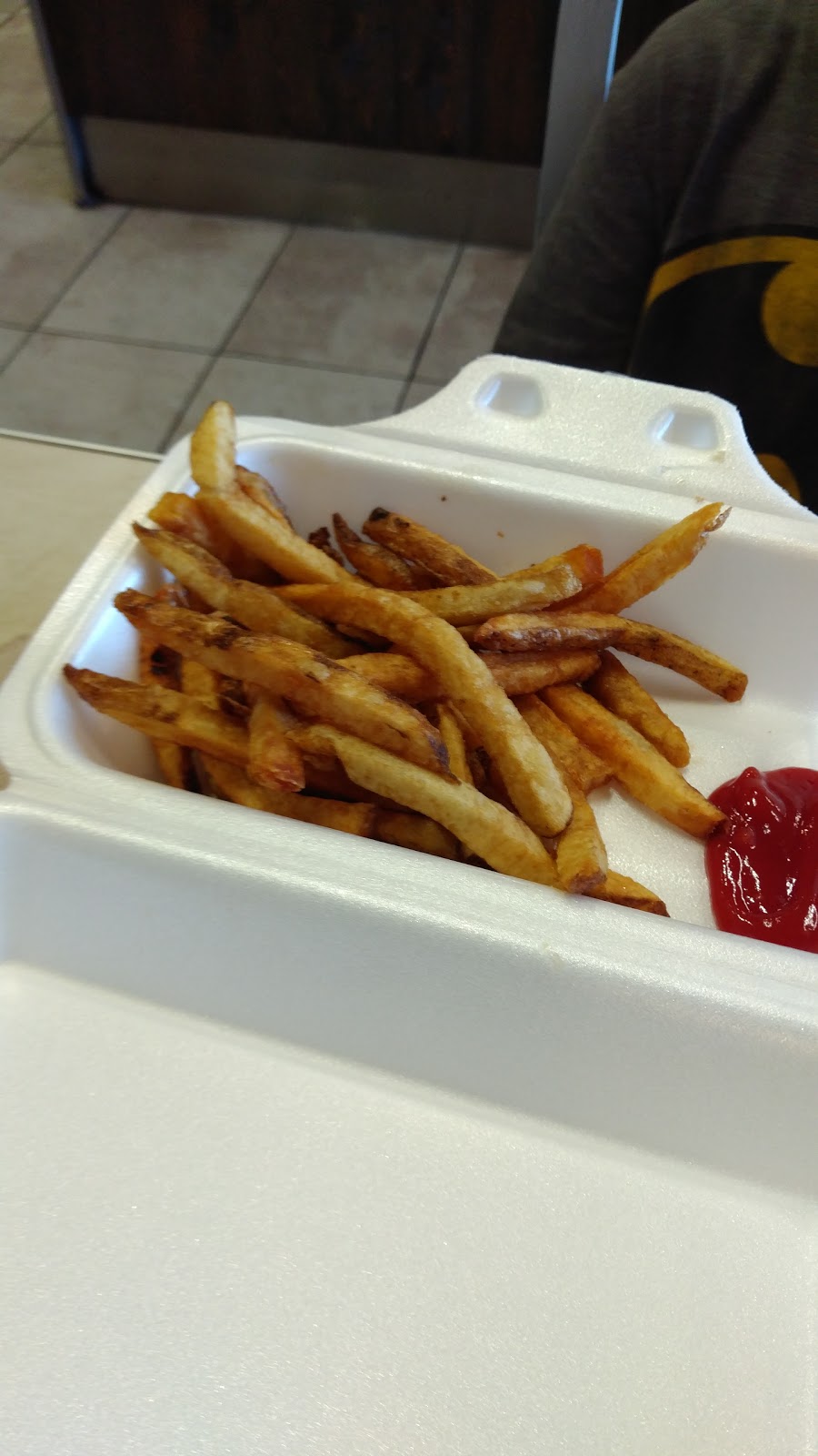 Shamrock Burgers | 200 Carnwith Dr, Whitby, ON L1M 0A1, Canada | Phone: (905) 655-3700