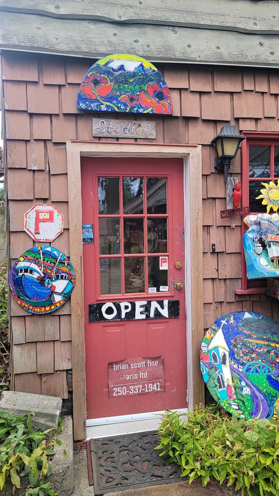 Brian Scott Fine Arts - Black Creek | 8269 N Island Hwy, Black Creek, BC V9J 1H4, Canada | Phone: (250) 337-1941