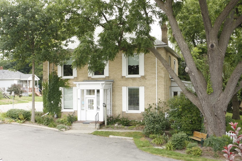 Wellington Animal Hospital Woodstock Veterinarian | 95 Wellington St S, Woodstock, ON N4S 3H9, Canada | Phone: (519) 539-9722
