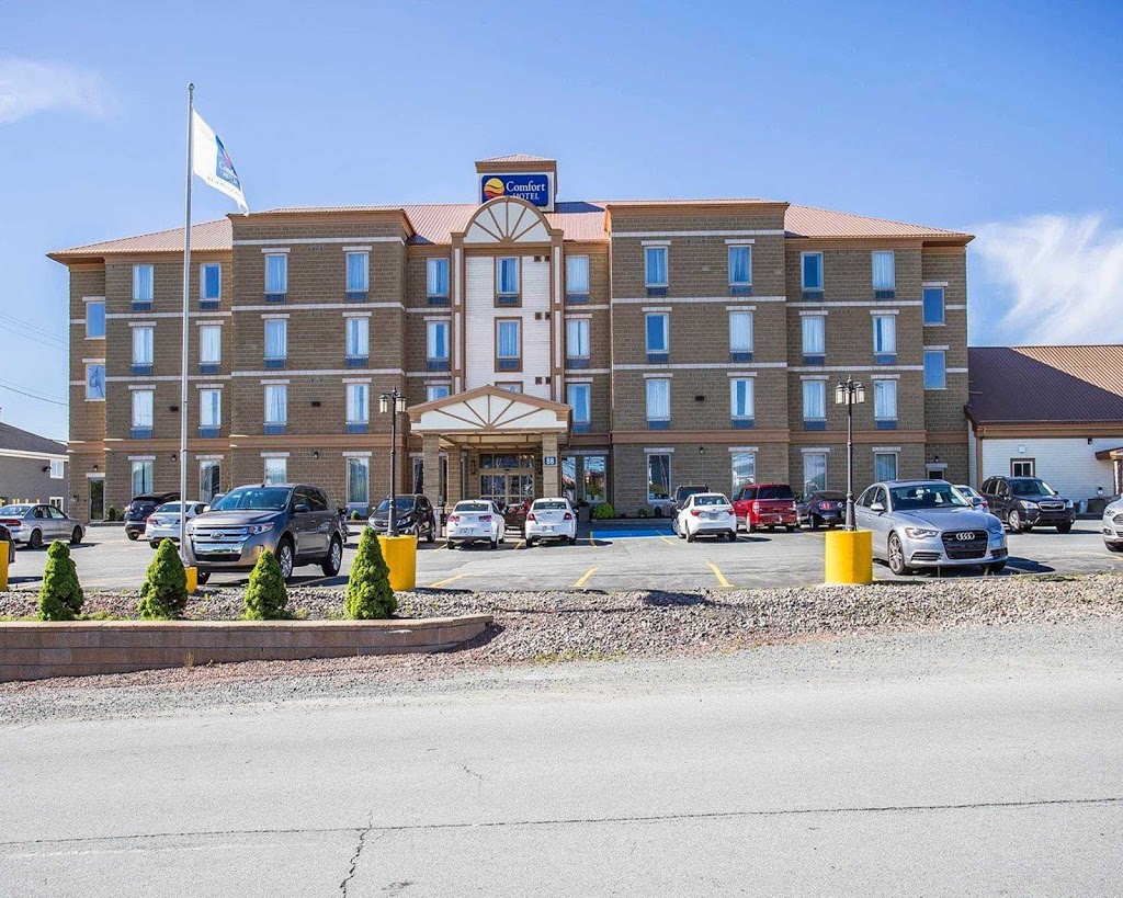 Comfort Hotel Bayers Lake | 88 Chain Lake Dr, Halifax, NS B3S 1A2, Canada | Phone: (902) 405-4555