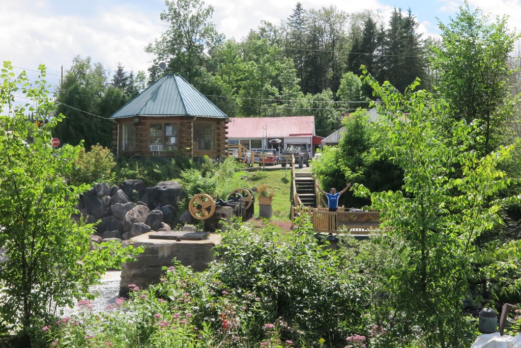Moulin des Pères | 1 Chemin de la Traverse, Aumond, QC J0W 1W0, Canada | Phone: (819) 449-4006