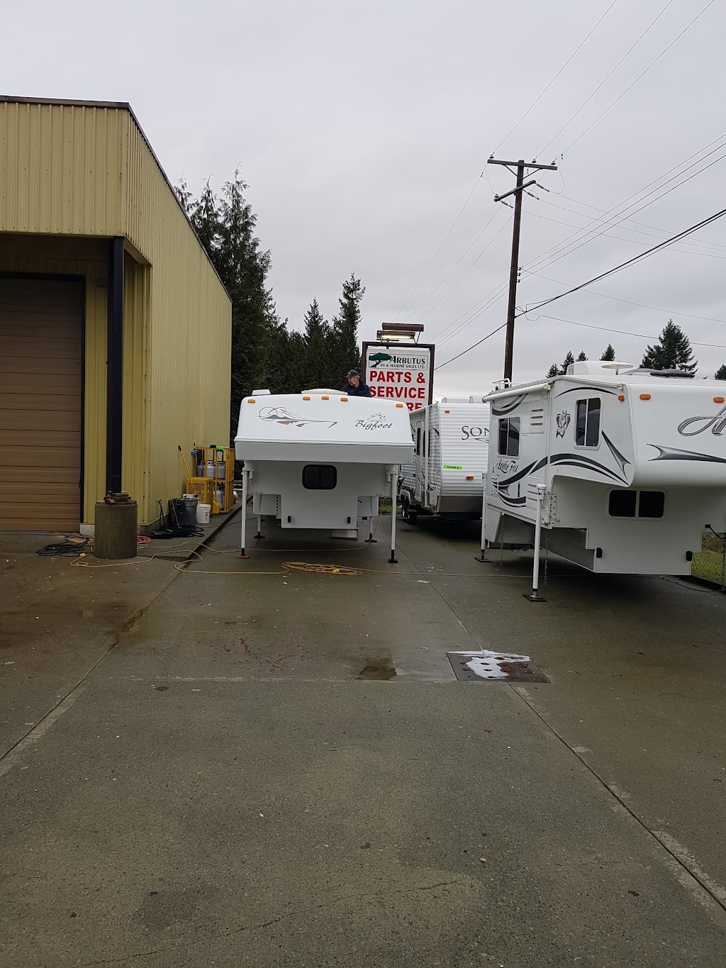 Arbutus R V & Marine Sales Ltd | 5060 Edland Rd, Port Alberni, BC V9Y 8P9, Canada | Phone: (250) 724-5544