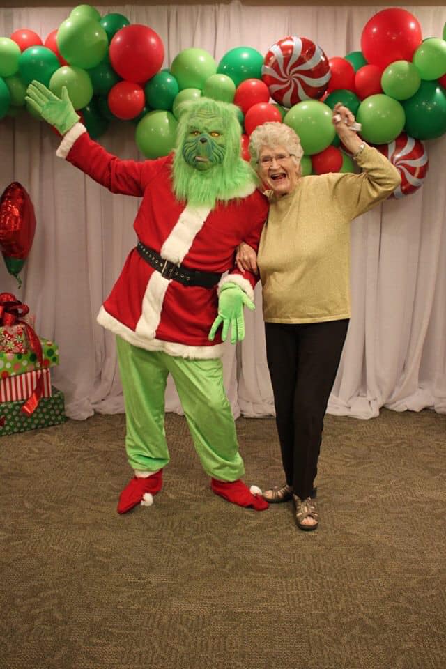 Santa Claus For Hire | 980 Kimberly Ave, Winnipeg, MB R2K 3S9, Canada | Phone: (204) 663-1000