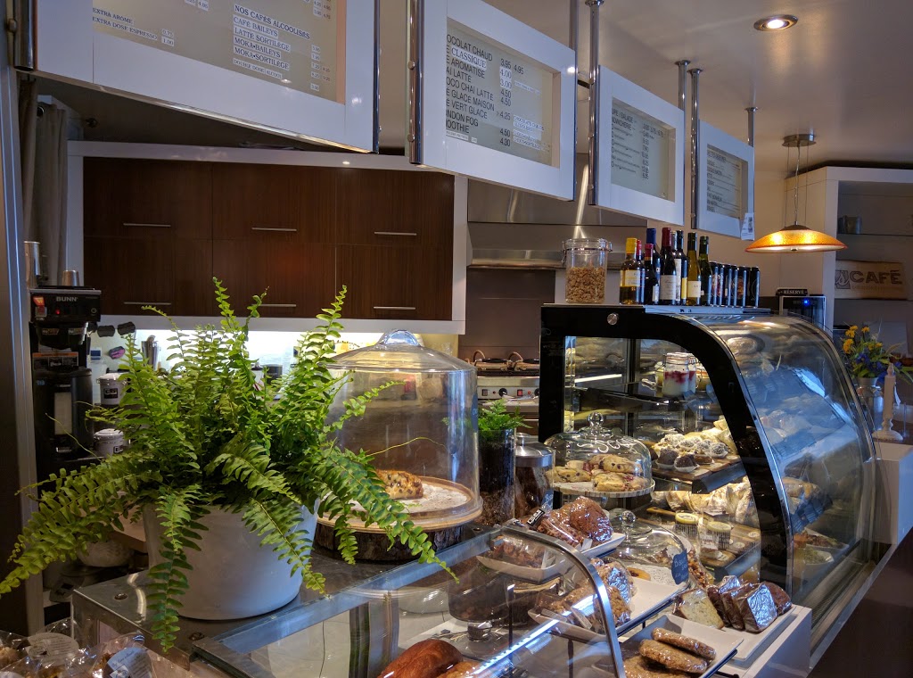 ES Café | 1365 Route des Rivières #110, Saint-Nicolas, QC G7A 2V6, Canada | Phone: (418) 836-9324
