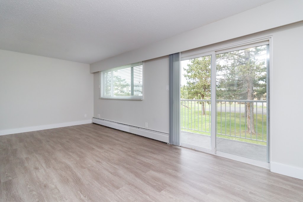 Bowen Estates Apartments | 155 Wakesiah Ave #149, Nanaimo, BC V9R 3K1, Canada | Phone: (250) 508-7673