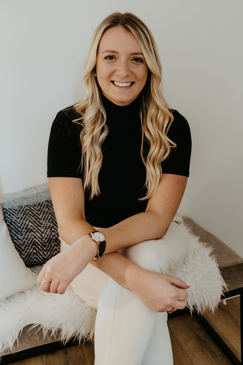 Melissa Grant Real Estate - Sunshine Coast | 938 Gibsons Way #101, Gibsons, BC V0N 1V7, Canada | Phone: (604) 989-1300