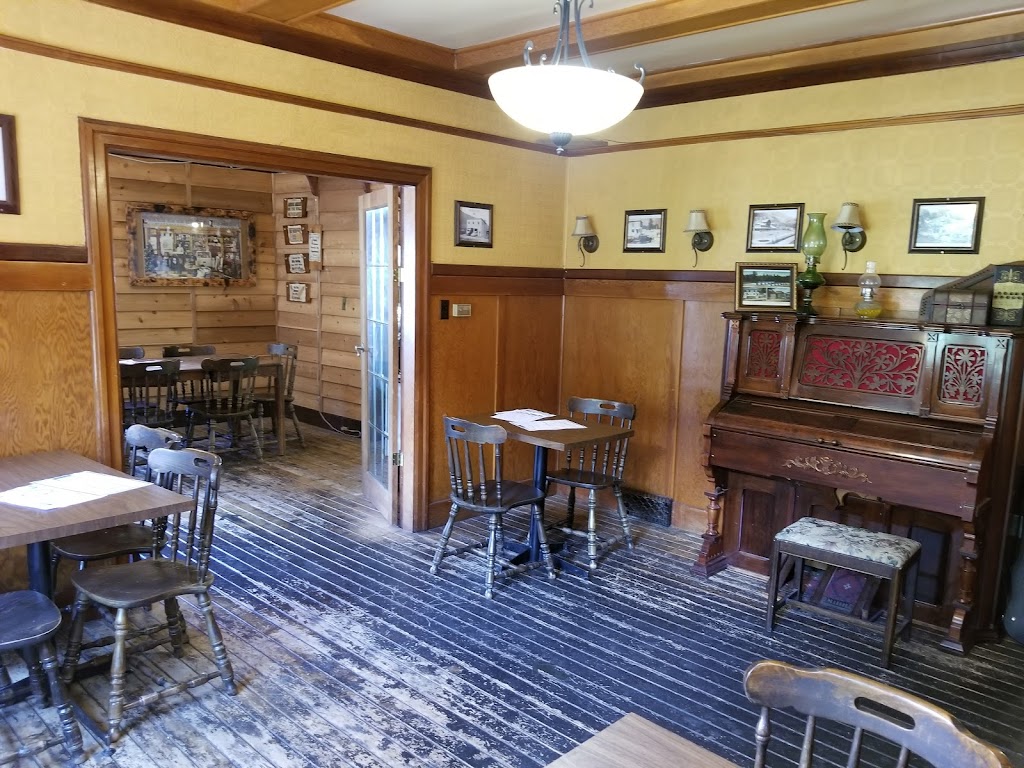 Old Towne Inne Chuckwagon Bar & Grill | Trans-Canada Hwy, Fraser Valley A, BC V0X, Canada | Phone: (604) 867-9321