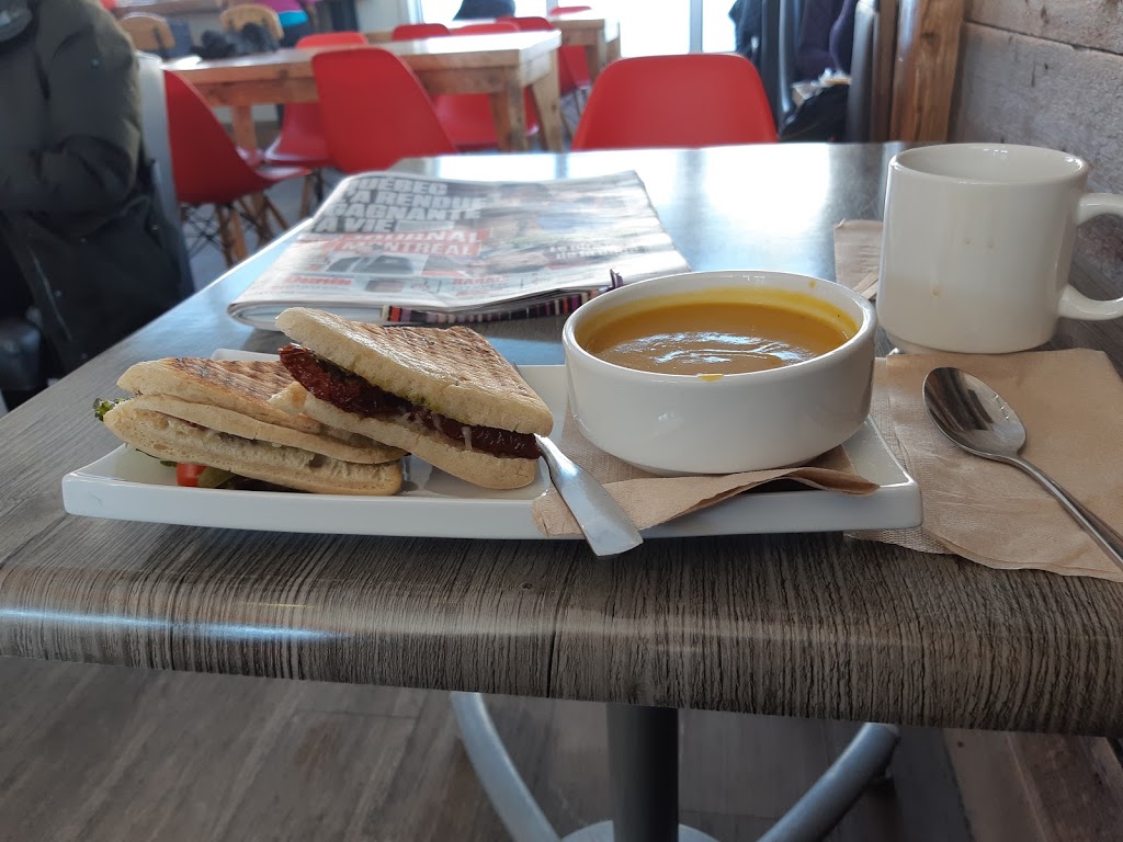 Mickeys Café | 832 Chemin du Village, Morin-Heights, QC J0R 1H0, Canada | Phone: (450) 644-0060