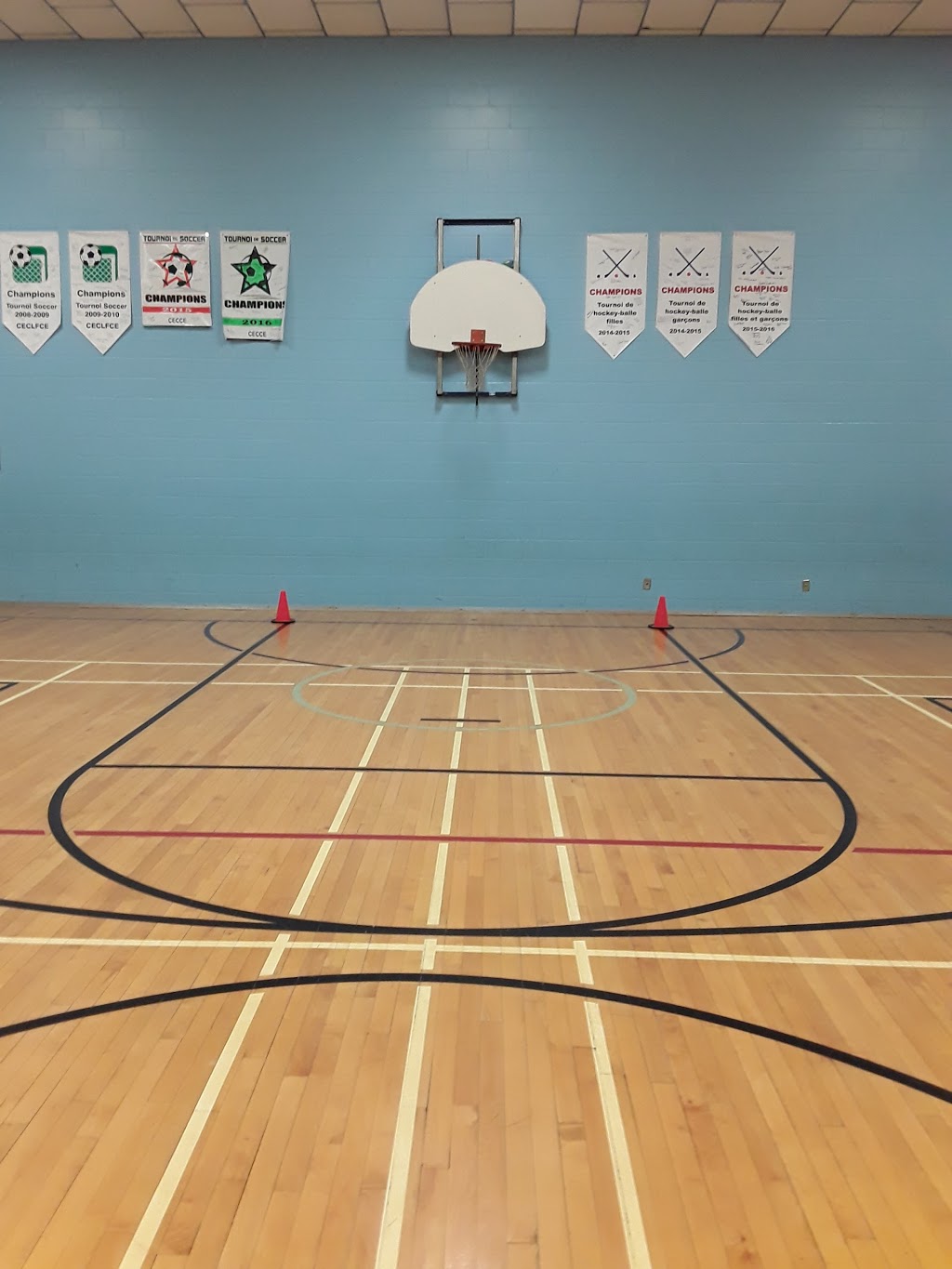 École élémentaire catholique Sainte-Marie | 2599 Innes Rd, Gloucester, ON K1B 3J8, Canada | Phone: (613) 745-2722