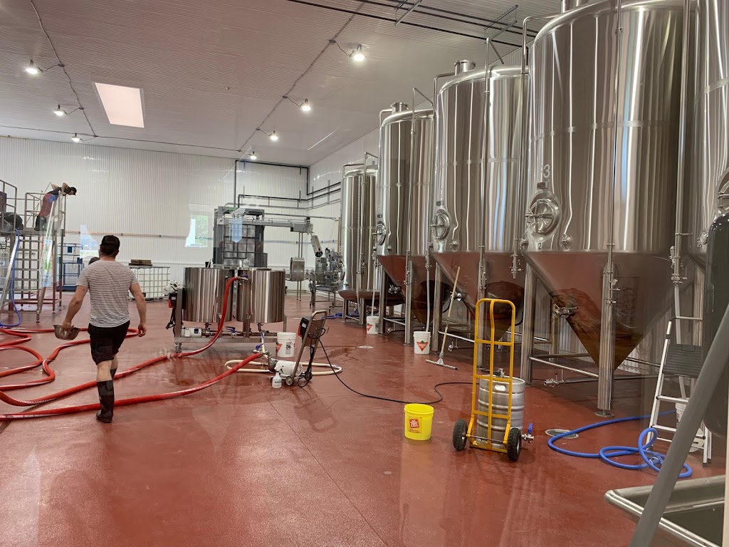 Ras LBock - Artisan Brasseurs (Usine) | 134 Rue du Parc-de-lInnovation, La Pocatière, QC G0R 1Z0, Canada | Phone: (418) 371-0998