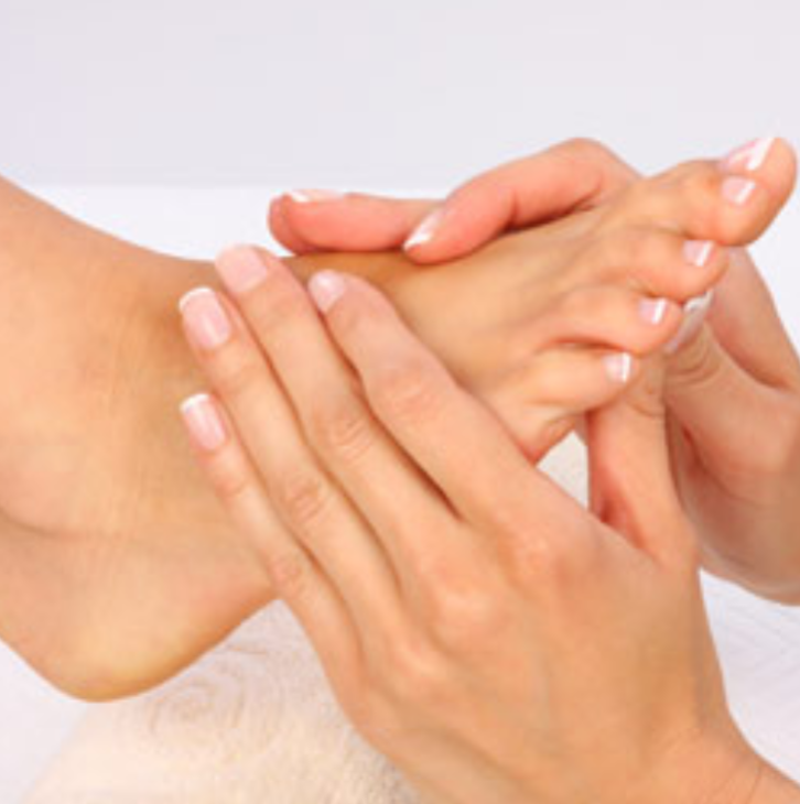Caroles Mobile Foot Care | 86 Concession St W, Tillsonburg, ON N4G 1R7, Canada | Phone: (519) 550-3644
