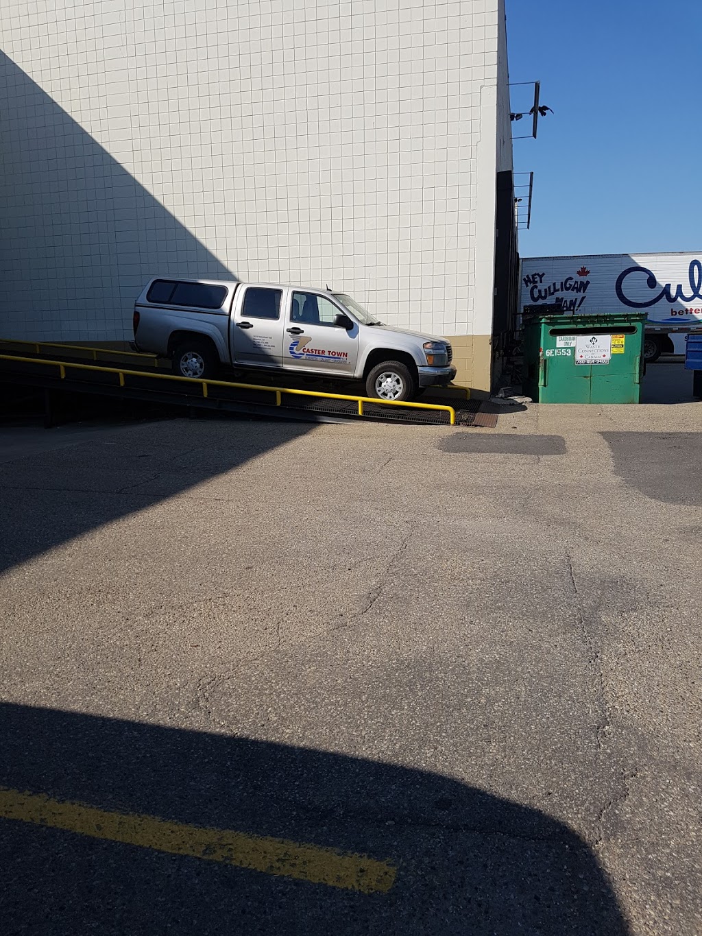 Caster Town | 14219 Yellowhead Trail, Edmonton, AB T5L 3C4, Canada | Phone: (780) 478-3486