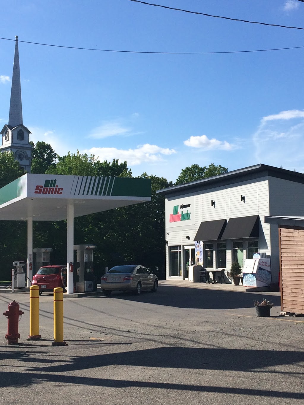 Sonic | 15 Rue Water CP 69, Danville, QC J0A 1A0, Canada | Phone: (819) 839-2388