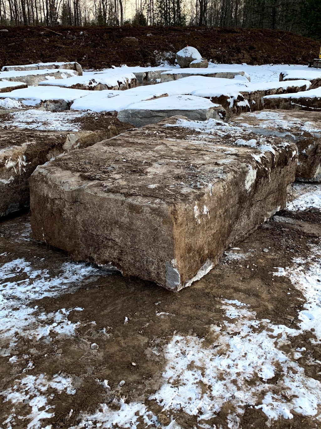 Quarry Bay Stone | 1950 Peterborough County Rd 36, Buckhorn, ON K0L 1J0, Canada | Phone: (800) 927-8540