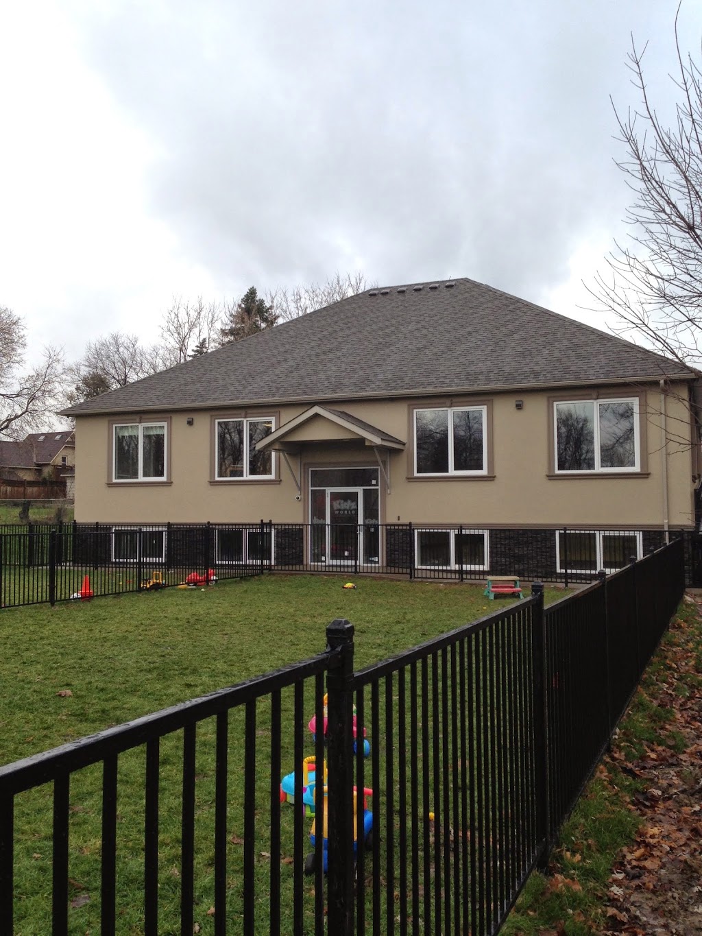 Kidz World Childcare Ctr | 13097 Keele St, King City, ON L7B 1G1, Canada | Phone: (905) 833-0868