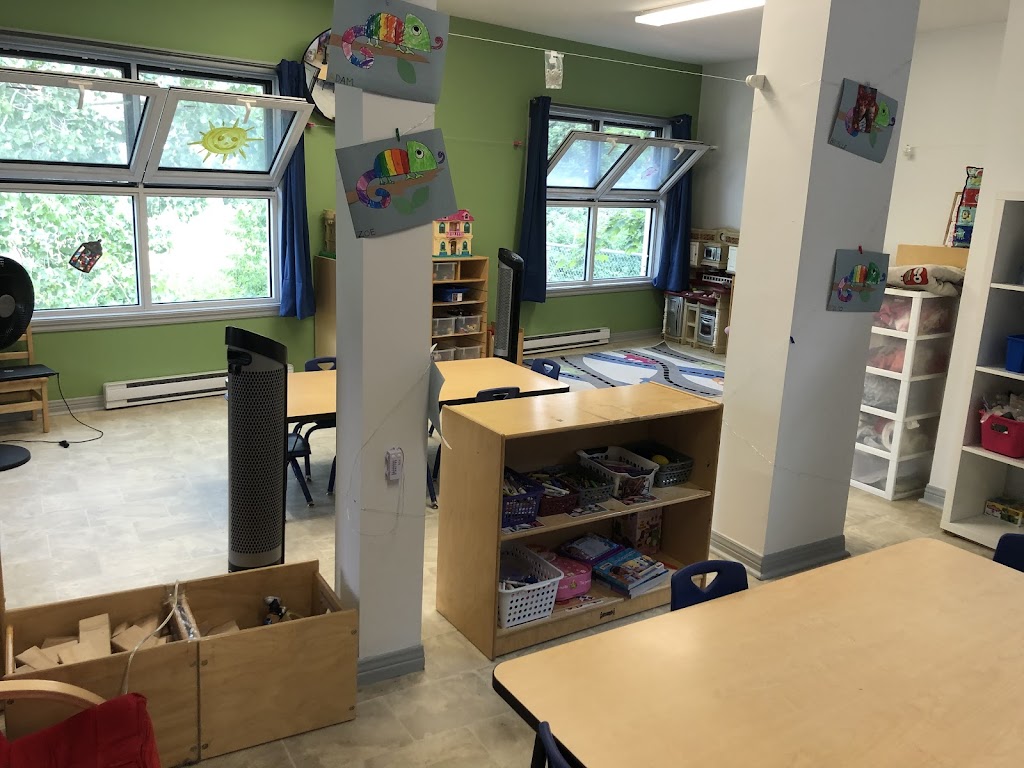 Nursery Mon Petit Monde | 4346 Bd LaSalle, Verdun, QC H4G 2B2, Canada | Phone: (514) 766-4400