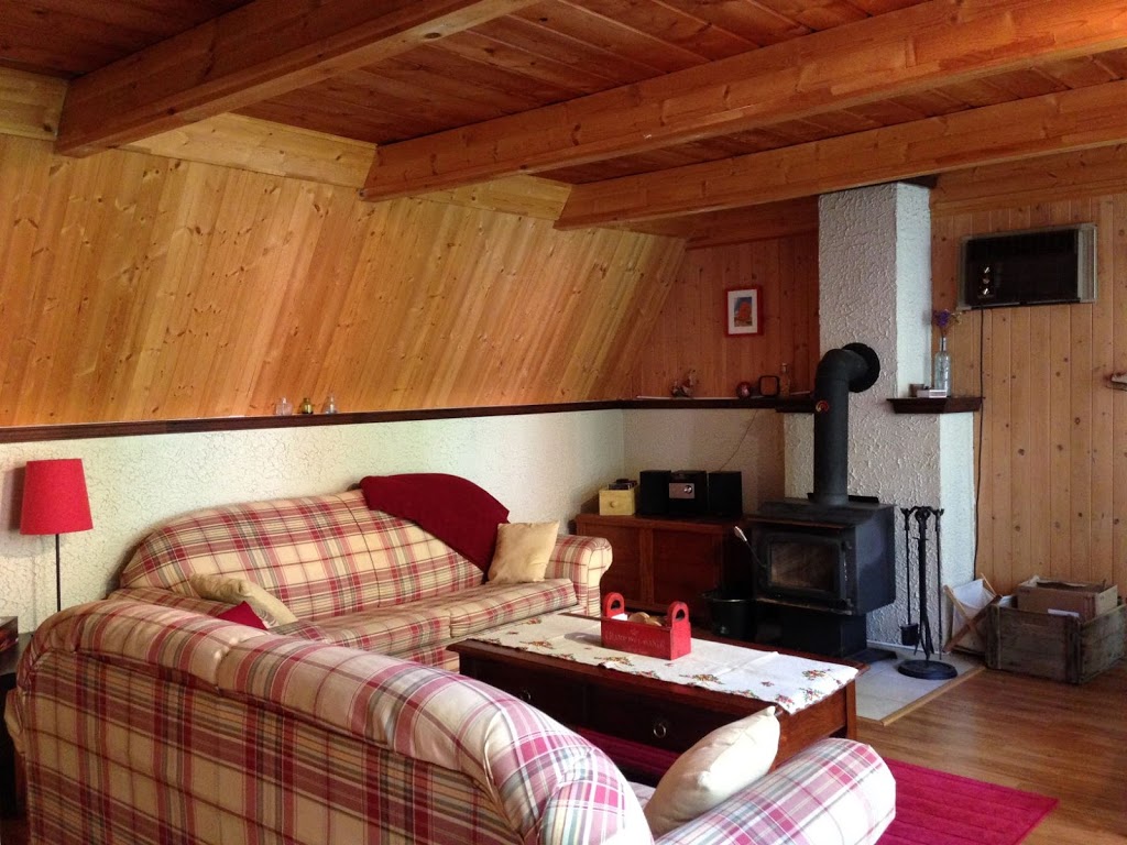 Chalet Villa du Boisé | 15 Rue des Frênes, Orford, QC J1X 7A9, Canada | Phone: (514) 649-4111