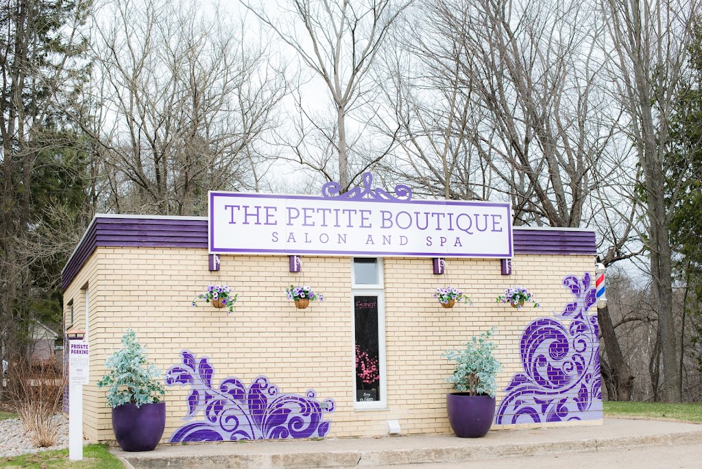 The Petite Boutique Salon and Spa | 55 Ann St, Bracebridge, ON P1L 2C1, Canada | Phone: (705) 645-5555