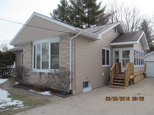 Wise Home Improvements | Victoria Ave, Belleville, ON K8N 2E2, Canada | Phone: (613) 921-1256