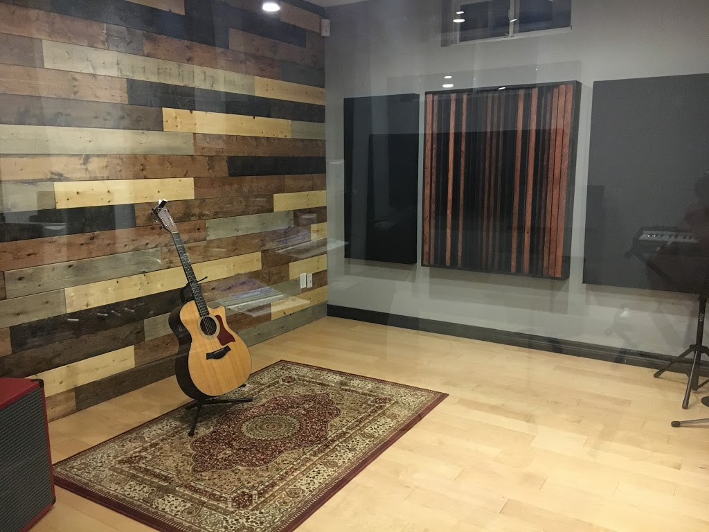 ON Recording Studio | 266 Dearborn Blvd, Waterloo, ON N2J 4Y6, Canada | Phone: (226) 929-2390