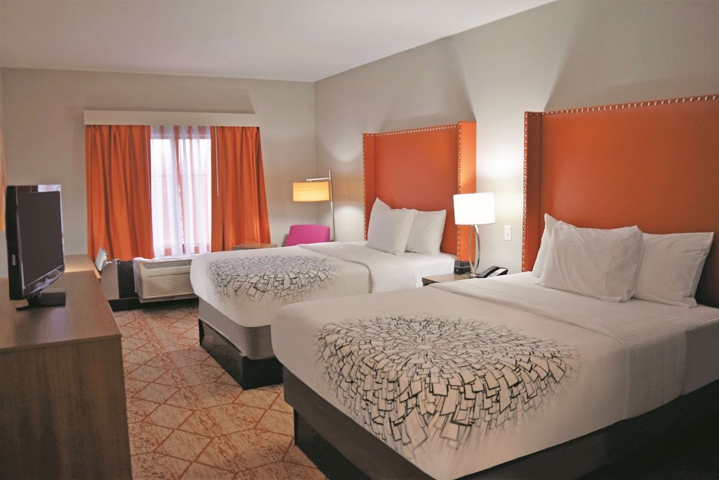 La Quinta Inn & Suites by Wyndham Lackawanna | 2500 Hamburg Turnpike, Lackawanna, NY 14218, USA | Phone: (716) 821-0030