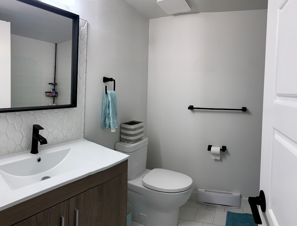 Mina Capital | 5155 DES, Sources Blvd, Dollard-Des Ormeaux, QC H8Y 3N9, Canada | Phone: (514) 663-1777