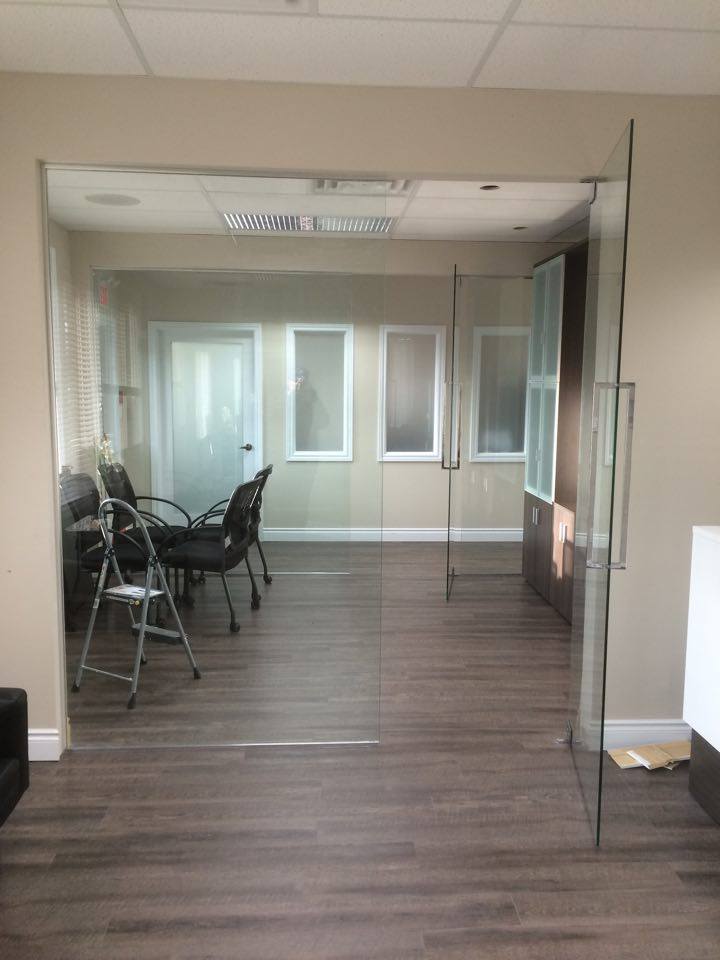 Grand River Glass Ltd | 12-820 Gartshore St, Fergus, ON N1M 0B4, Canada | Phone: (519) 787-0080