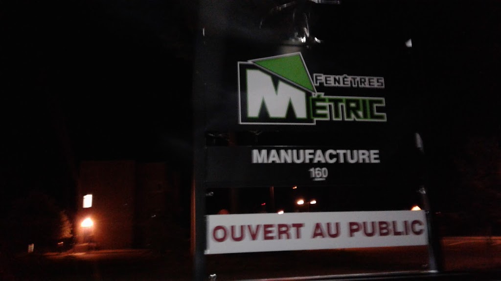 Fenêtres Métric Inc. | 160 Bd Roland-Godard, Saint-Jérôme, QC J7Y 4P7, Canada | Phone: (450) 431-6262