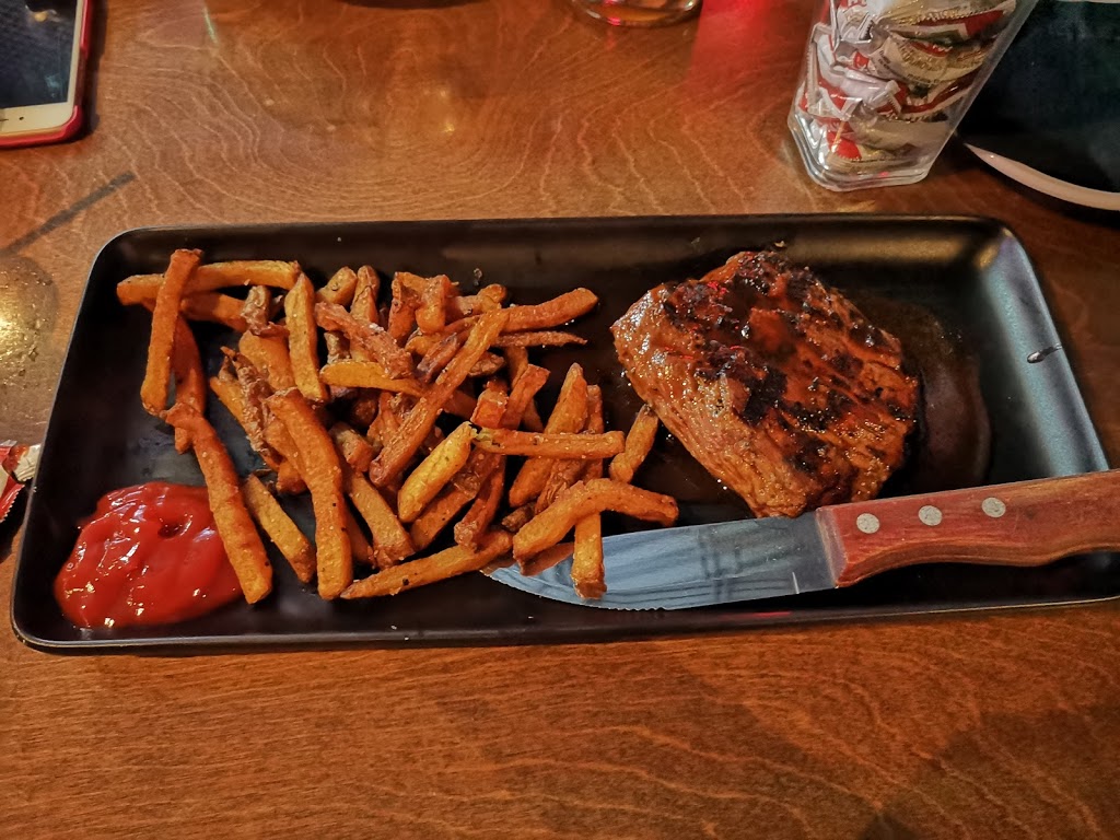Resto Pub La Méchante Virée | 1463 local 103, Boulevard Lionel-Boulet, Varennes, QC J3X 3P7, Canada | Phone: (450) 985-1421