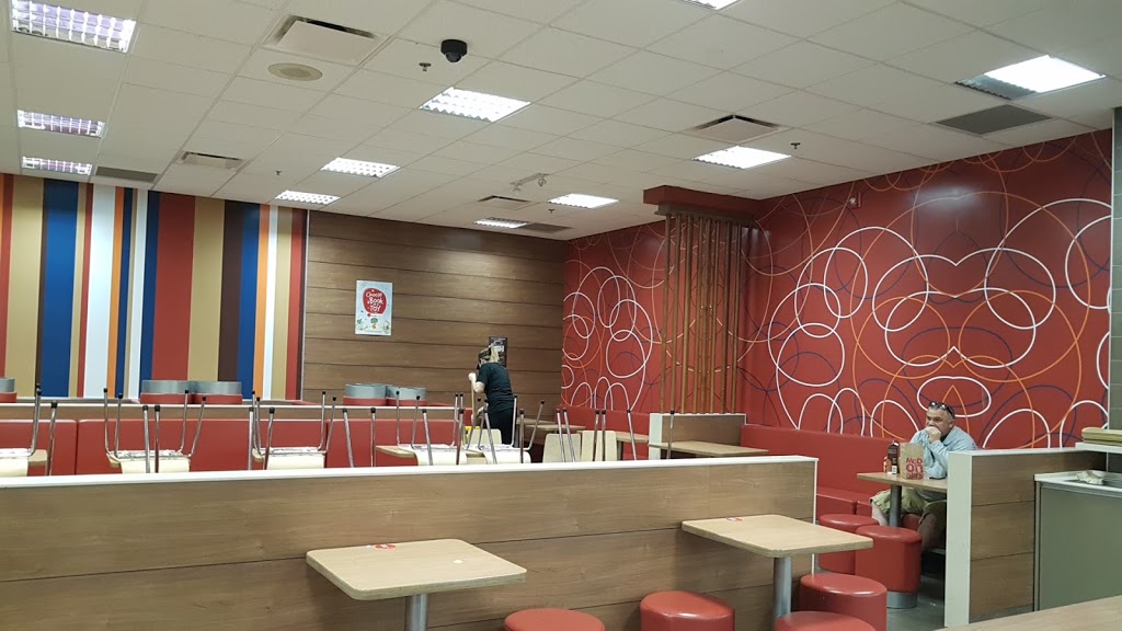 McDonalds | 90 Lamont Terrace, Dartmouth, NS B3B 0B5, Canada | Phone: (902) 468-7204